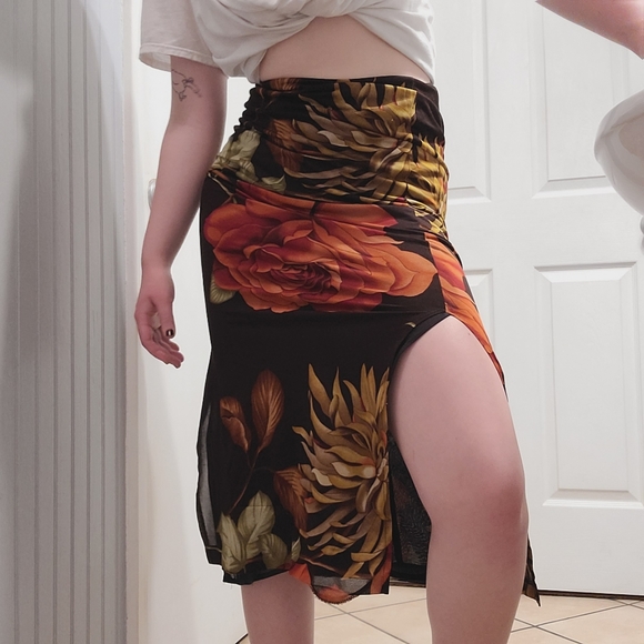 vintage skirt - Picture 6 of 9